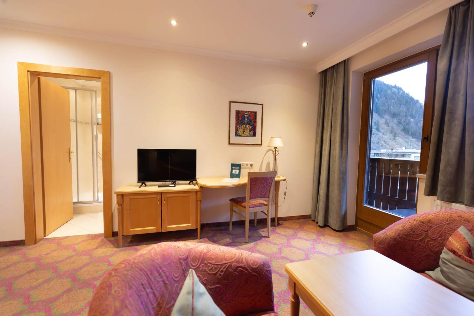 Heart Hotel Nordstern Майерхофен Екстериор снимка