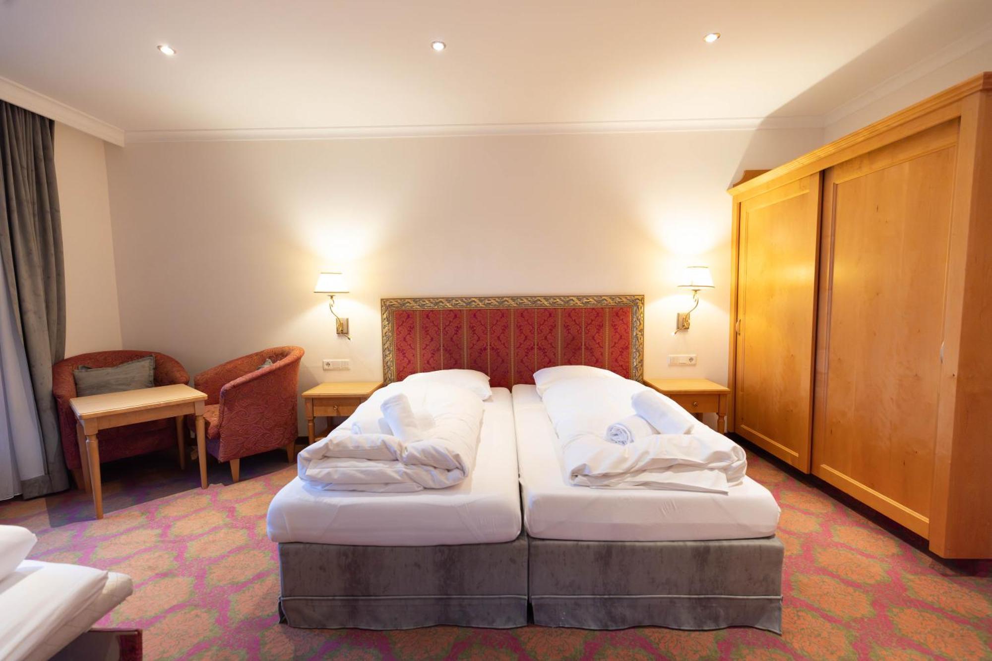 Heart Hotel Nordstern Майерхофен Екстериор снимка
