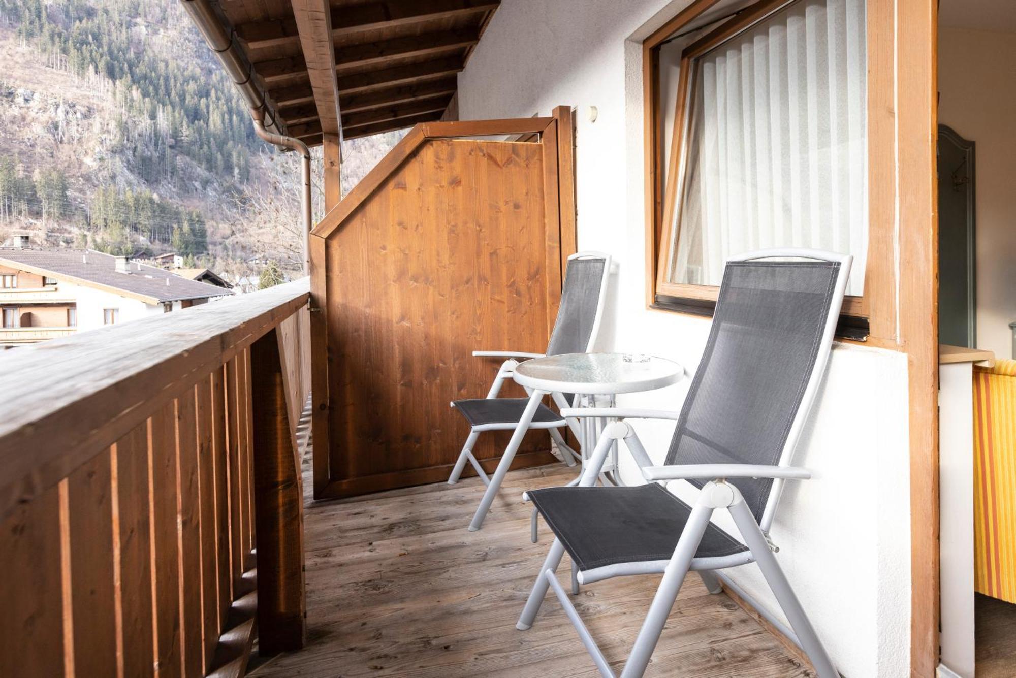 Heart Hotel Nordstern Майерхофен Екстериор снимка