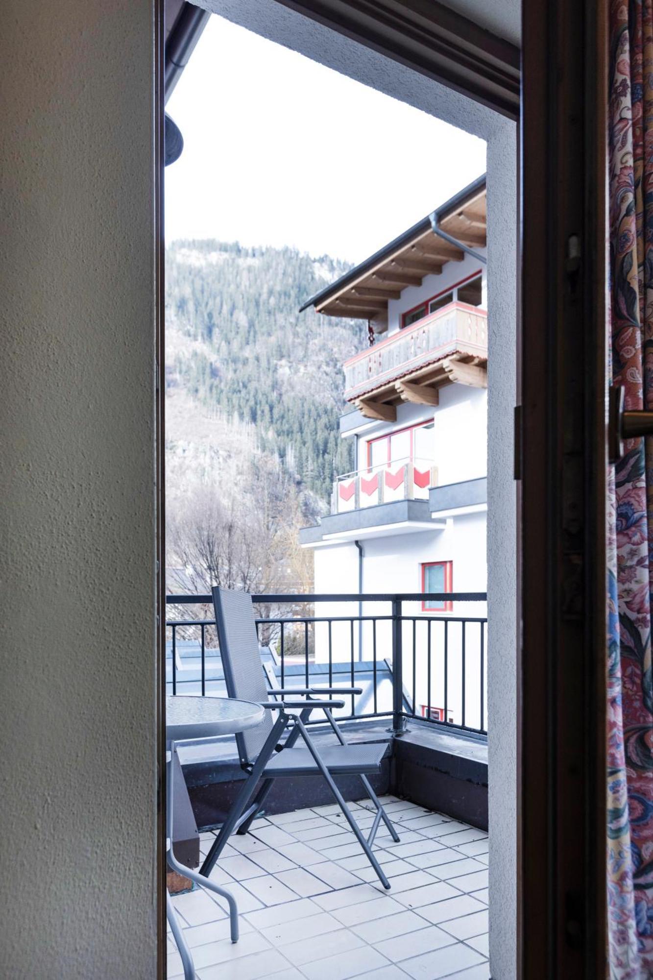 Heart Hotel Nordstern Майерхофен Екстериор снимка