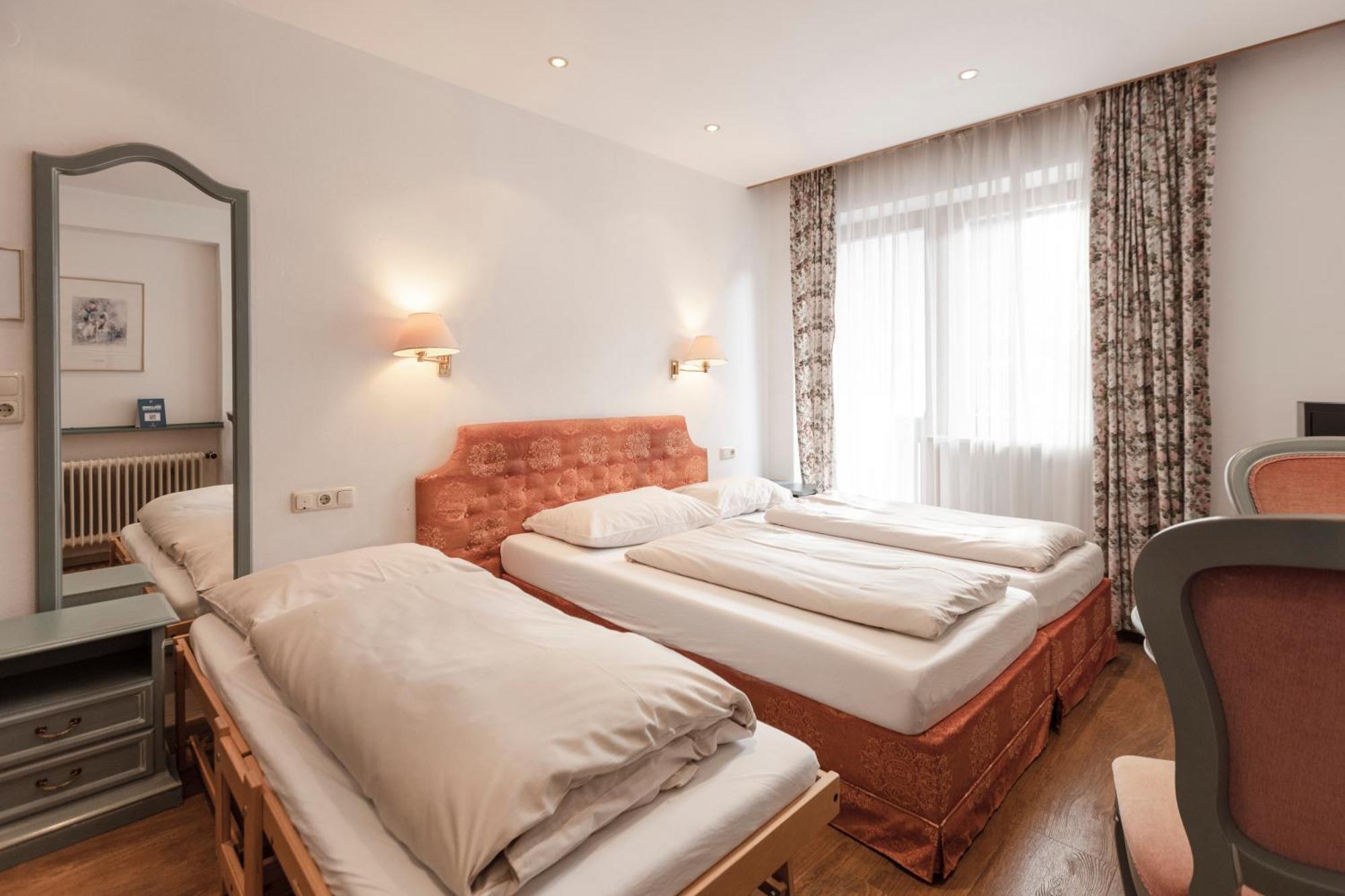 Heart Hotel Nordstern Майерхофен Екстериор снимка