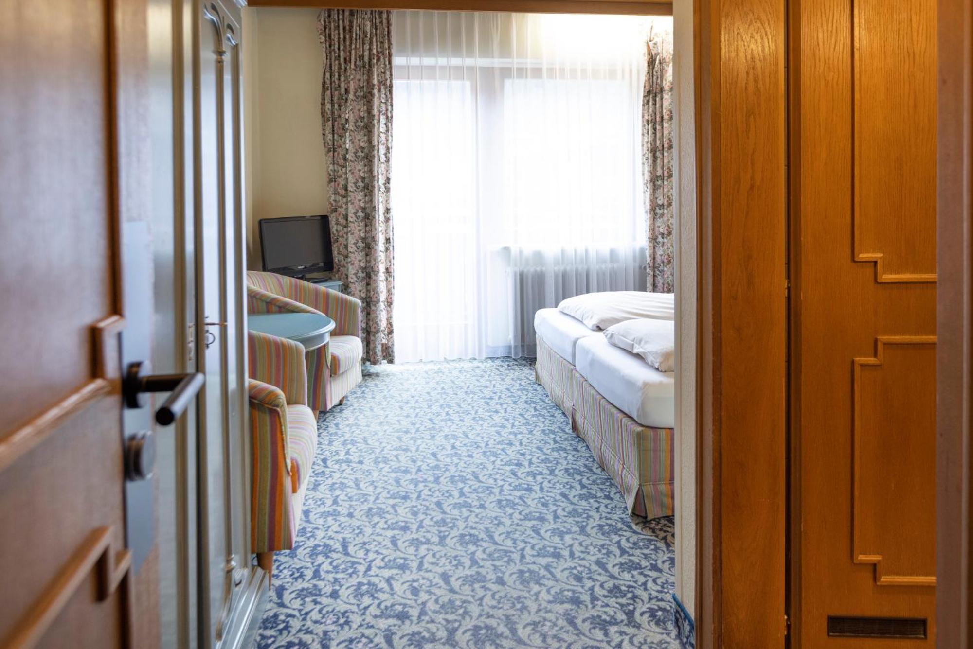 Heart Hotel Nordstern Майерхофен Екстериор снимка